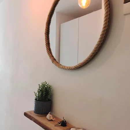 The Nest * Candelaria